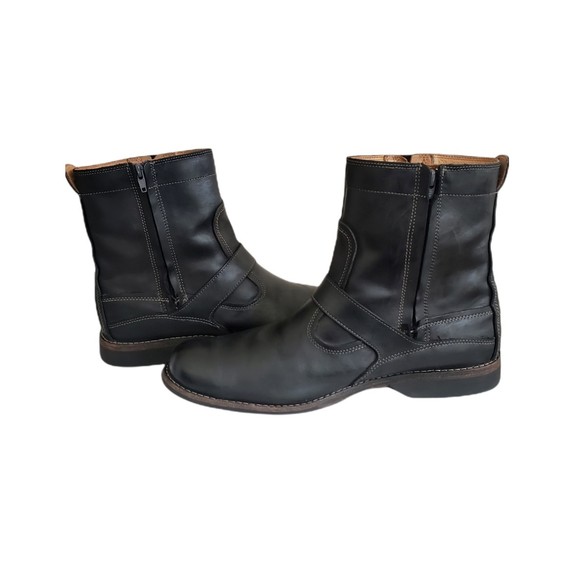 Timberland Black Chukka Boots main image 5